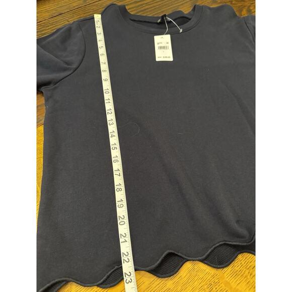 Splendid Long Sleeve Scalloped Sleeve Crew Neck Top Women XL Navy Travel NWT - Picture 8 of 11